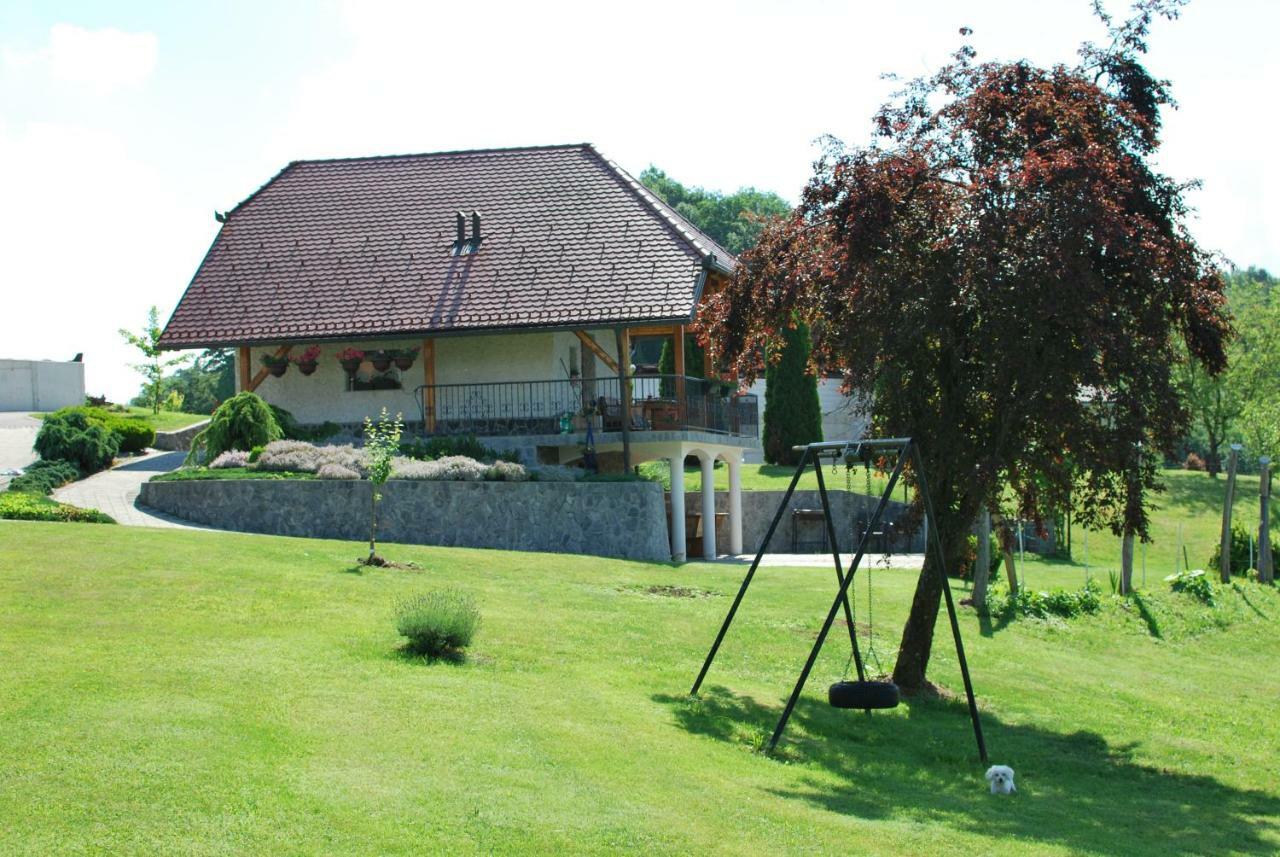 Holiday Home Dobrotin Vojnik Eksteriør billede