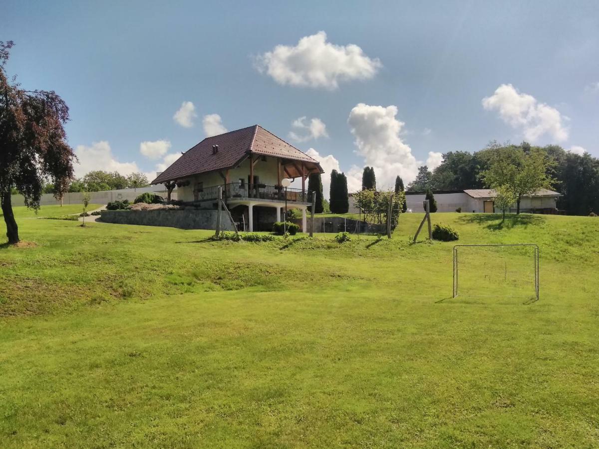 Holiday Home Dobrotin Vojnik Eksteriør billede