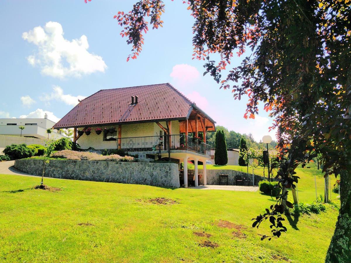 Holiday Home Dobrotin Vojnik Eksteriør billede