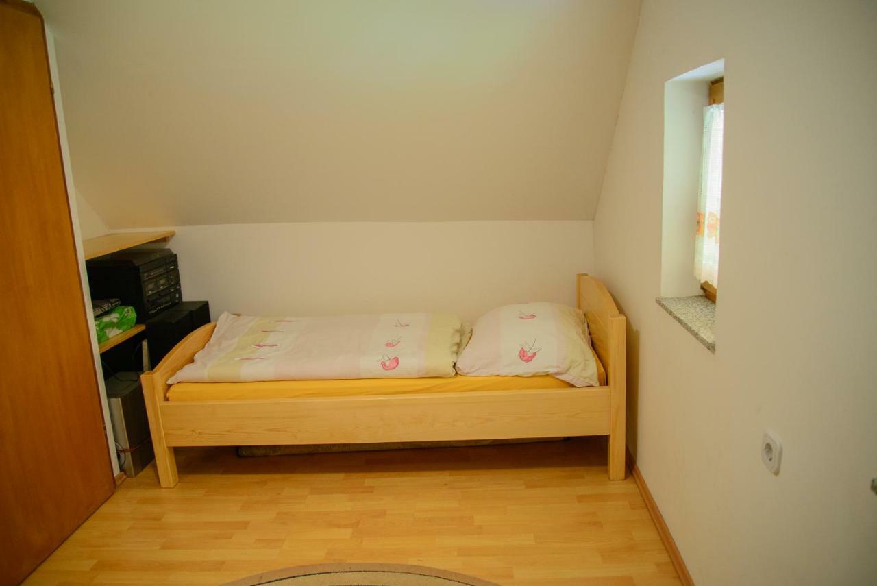 Holiday Home Dobrotin Vojnik Eksteriør billede