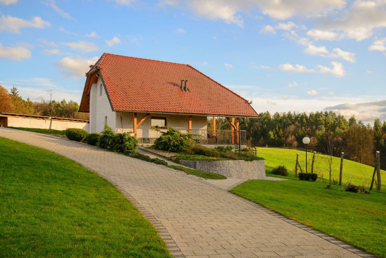 Holiday Home Dobrotin Vojnik Eksteriør billede